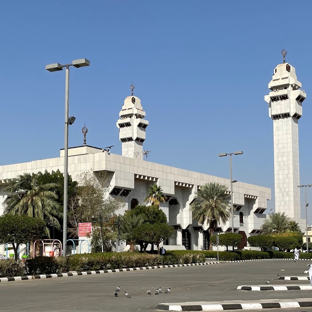 Performing Umrah From Masjid e Aisha: History And Importance